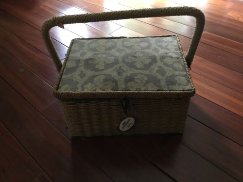 Vintage Dritz Sewing Basket With Sewing Items Inside