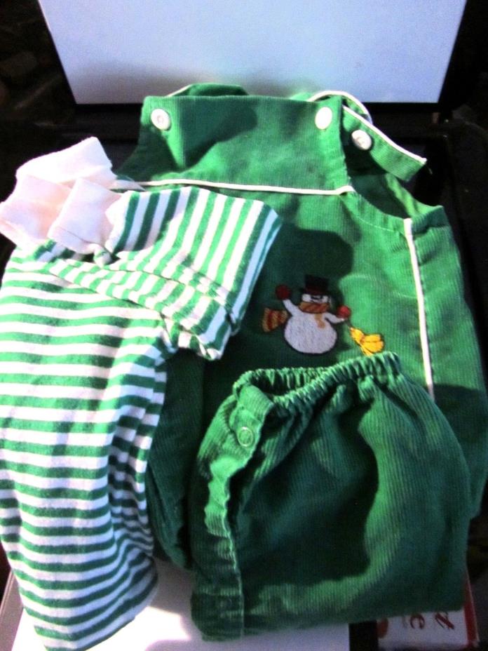 Infants Snowman 2-pc. Boy's Bibs -Green, size Large 32-36