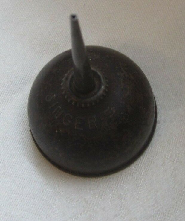 Vintage Singer Oil Can Small Sewing Machine Oiler