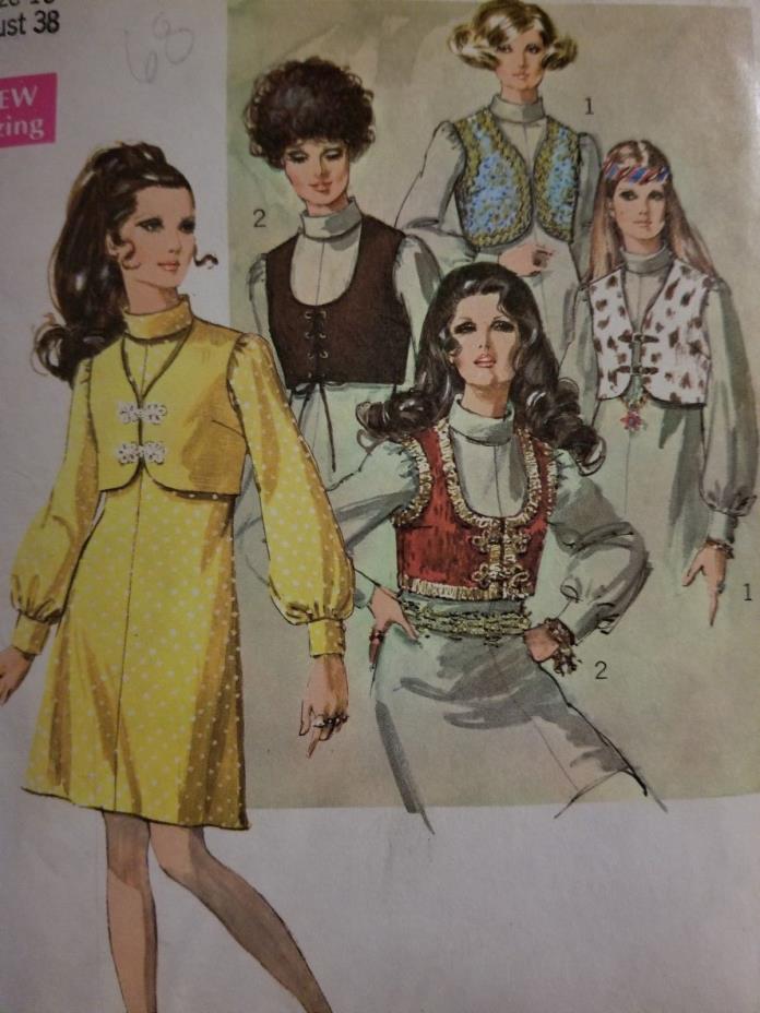 Vintage sewing pattern, Simplicity pattern 8078, size 16, From 1868