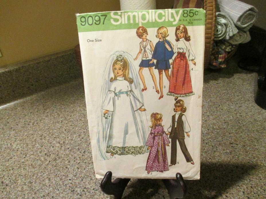 1970 Vintage Simplicity Pattern  #9097 11-1/2