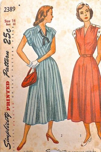 Simplicity Vtg 1940s Pattern  #2389 Size 14/ Bust 32  Day  Dress