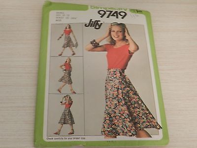 Simplicity Pattern #9749 Jiffy Small Size 10-12 Waist 25-26 1/2' Miss