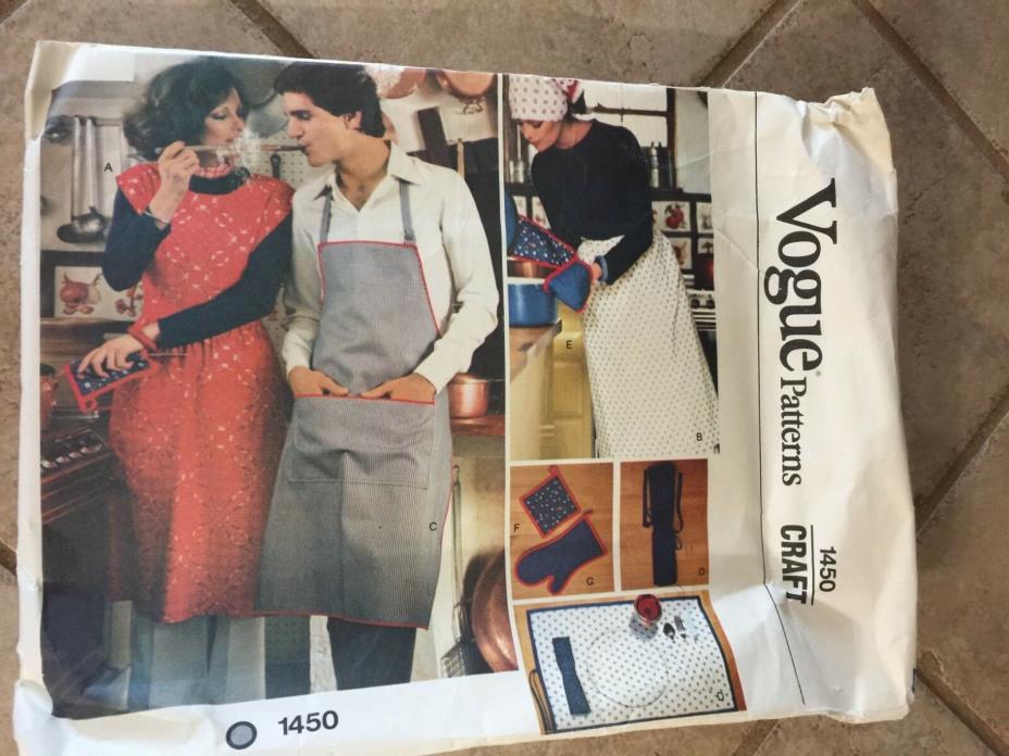 Vogue #1450 Pattern Apron Dress, Apron, Butcher Block Apron Placemat Potholders