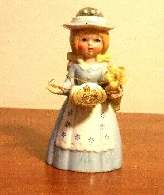Vintage Reliance Dutch Girl  Porcelain Sewing Pin Cushion Doll Figurine