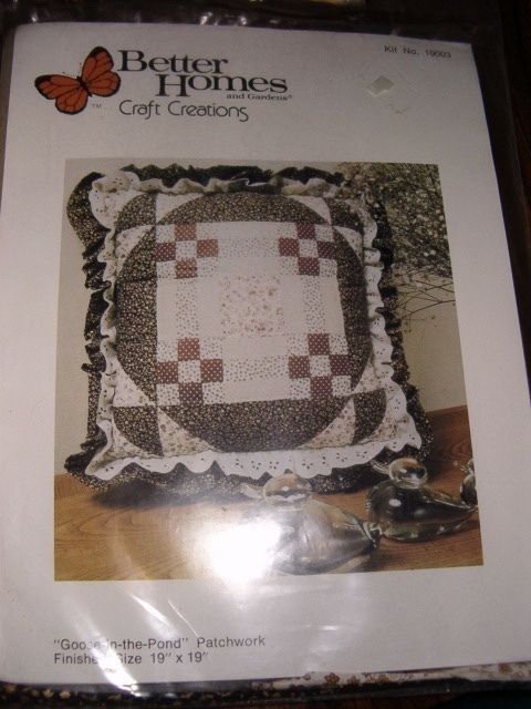 Better Homes & Garden Craft Creation Goose In The Pond Patchwork Pillow Kit Sew