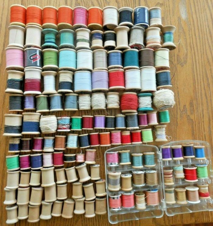 136 VINTAGE SEWING THREAD WOOD/WOODEN SPOOLS, VARIOUS COLORS & SIZES CRAFT LOT