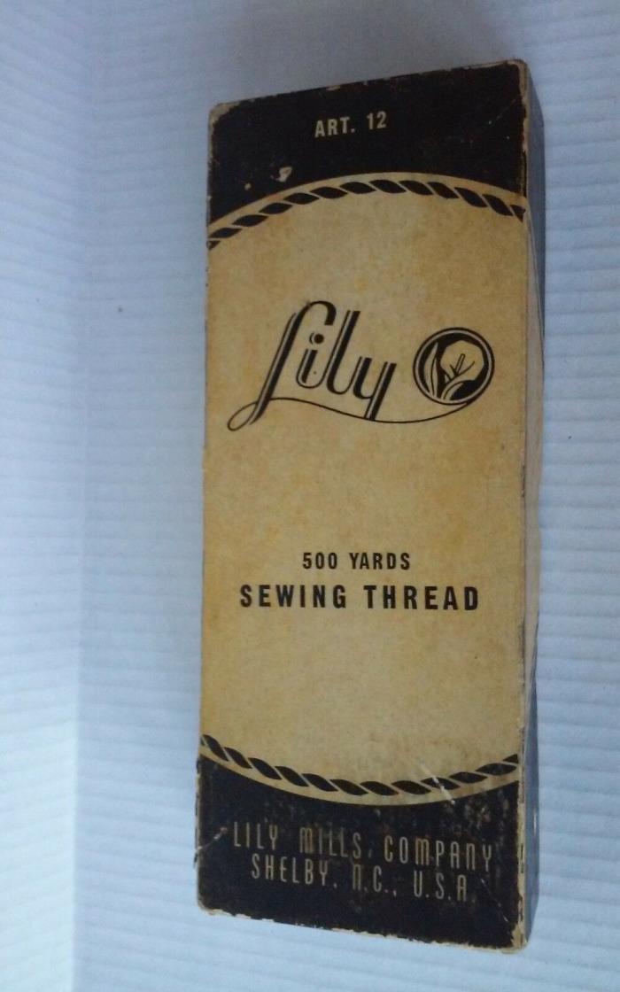 Vintage Lily Sewing Thread Box  (no thread included)
