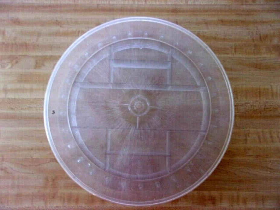 VINTAGE CLEAR SEWING CADDY ROUND PLASTIC HOLDS 29 THREAD BOBBINS & NOTIONS (#3)