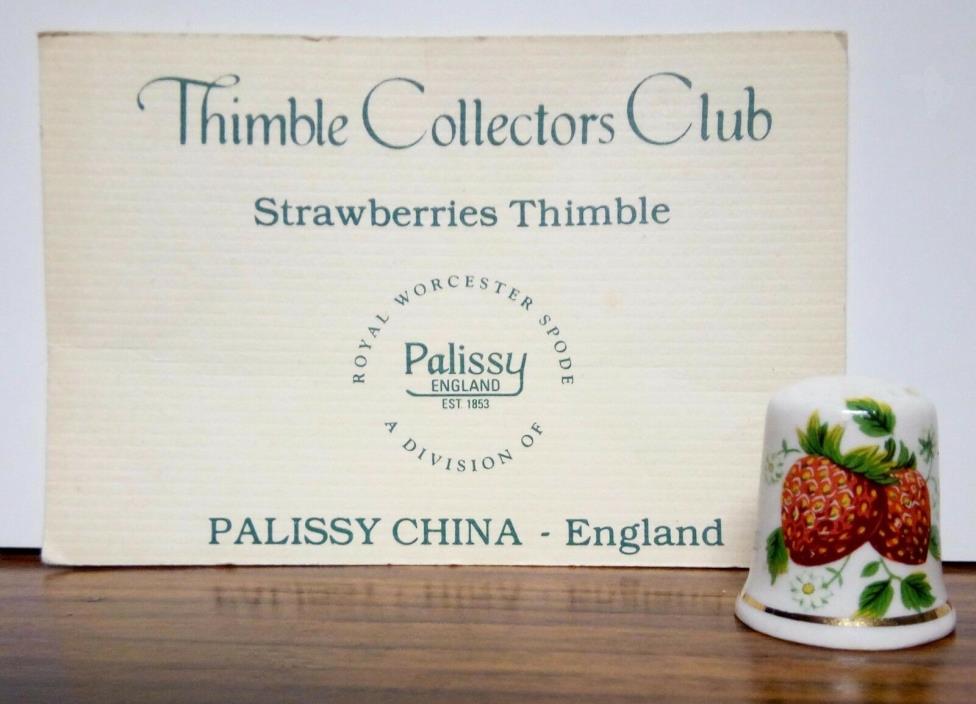 TCC Thimble Palissy Ware 'STRAWBERRY' England