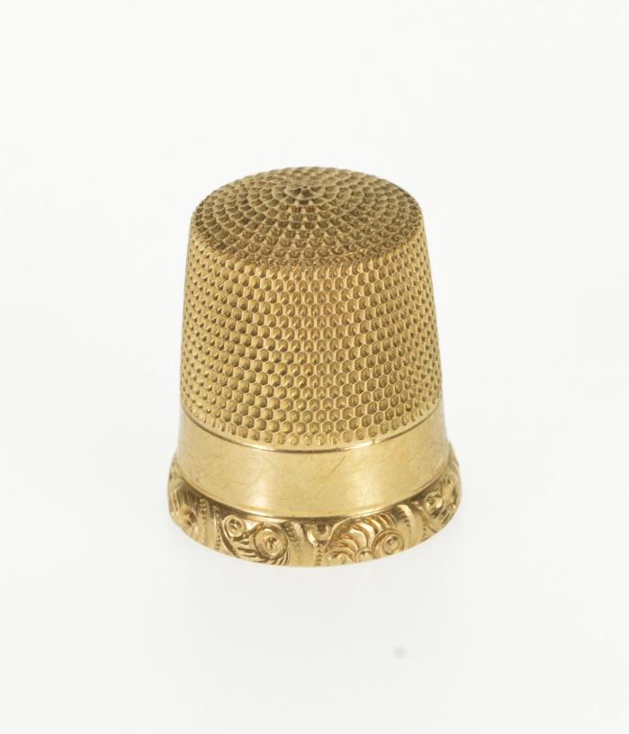 10K Ornate Etched Scroll Trim Sewing Tool Thimble Yellow Gold *75
