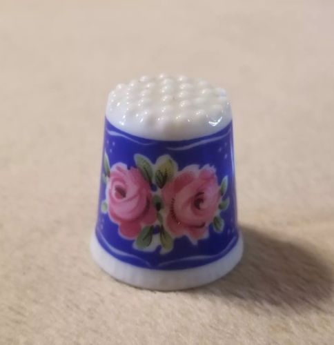 KPM Krister Germany Collector Thimble Red Pink Rose's