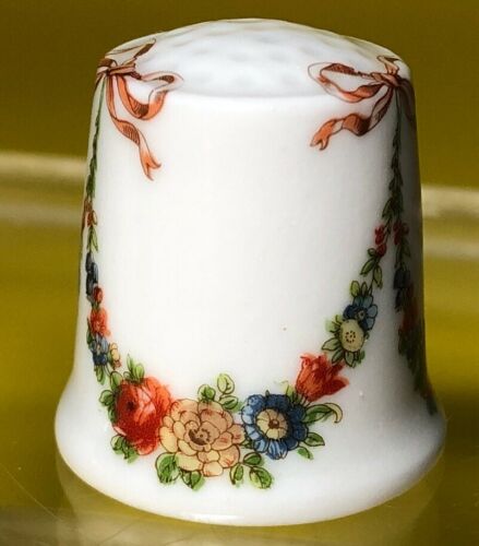 Vintage Thimble Uhlenhorst West Germany Flower Garland And Bows