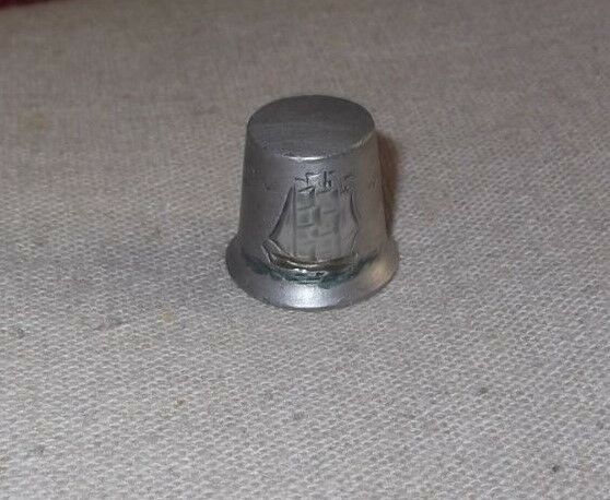 PEWTER THIMBLE WITH 3-MASTED SKOONER AT SEA ENGRAVED