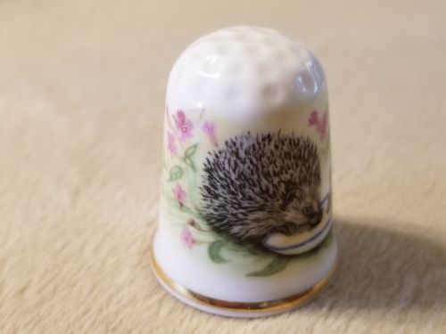Oakley Fine Bone China Thimble Hedgehogs Made In England Collectible