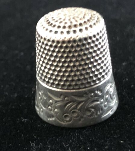 Vintage Sterling Thimble
