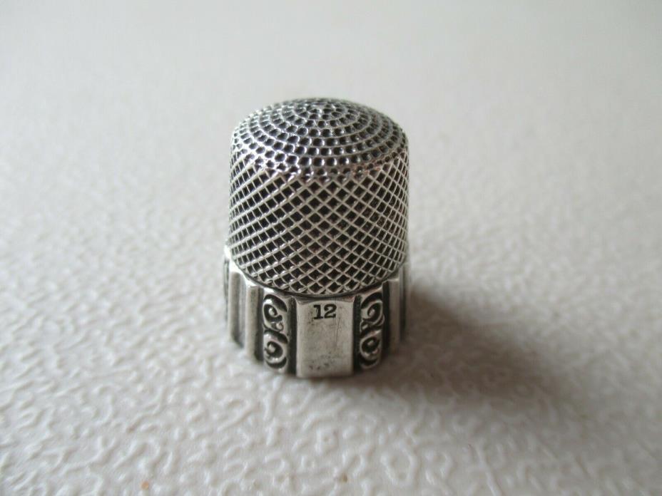 VINTAGE STERLING SILVER THIMBLE SIGNED MKO HALLMARK #12