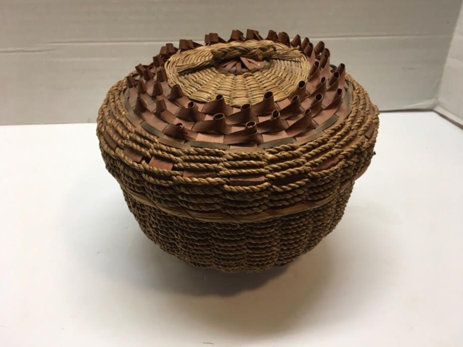 Vintage Handmade Sweet Grass Basket With Porcupine Curls Cover Sewing Basket