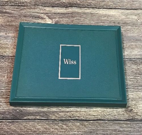 Vintage WISS Wissper-lite Sewing Scissors 3 Pc Gift Set in original Box