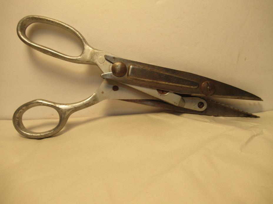 Peerless Pinker Pinking Shears Vintage 10 Inch Scissors Free USA Shipping