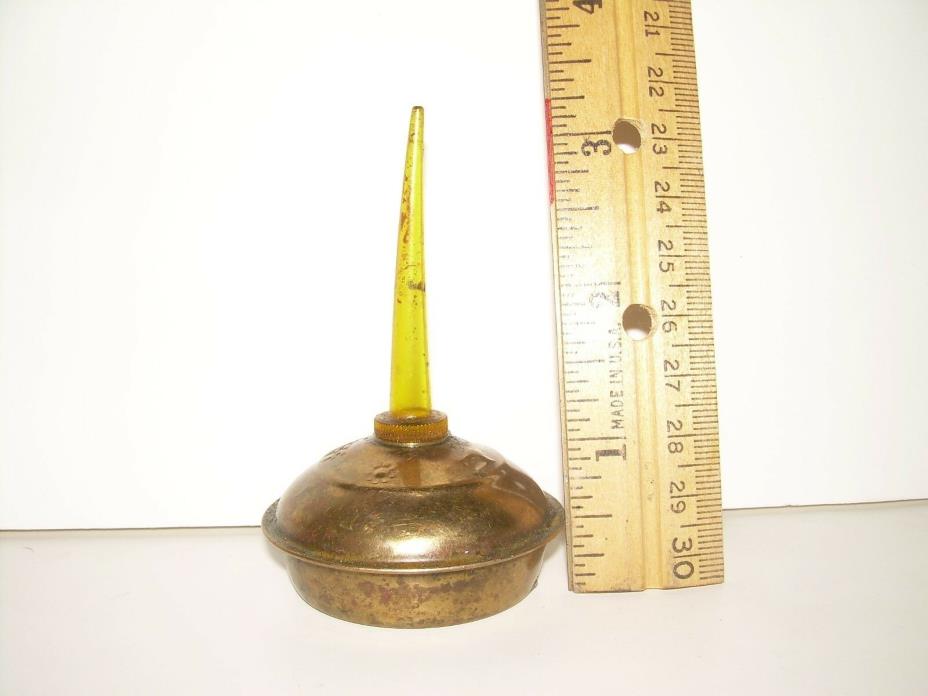 PFAFF Vintage Embossed Sewing Machine Oil Can Brass Thumb Pump Oiler – Empty