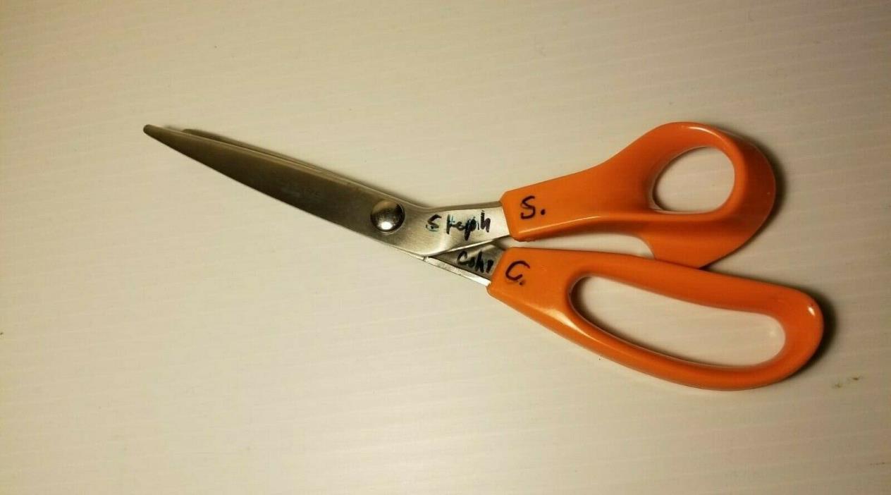 Vintage Fiskars Stainless Pinking Shears Sewing Scissors USA +/- 9