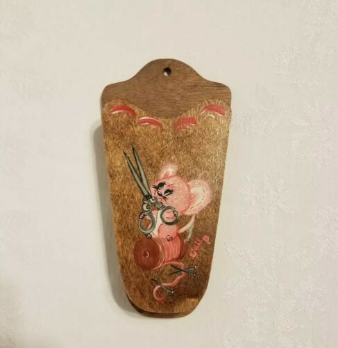 Vintage Handpainted Wooden Wall Pocket Scissors Holder cute Pink Mouse sewing