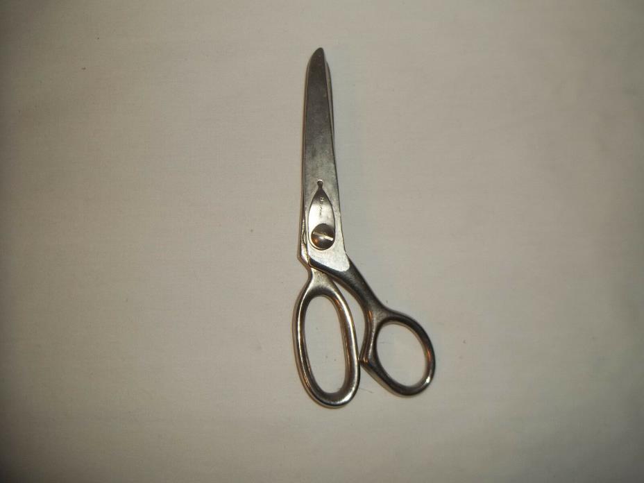 VINTAGE PAIR OF PINKING SHEARS MADE IN THE USA PAT. PEND 6 1/2