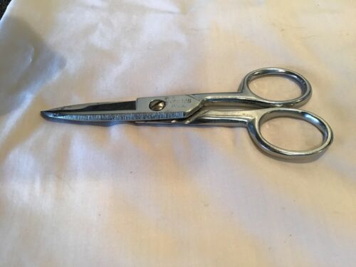 Vintage Compton Sewing Scissors Shears 5 In. Long