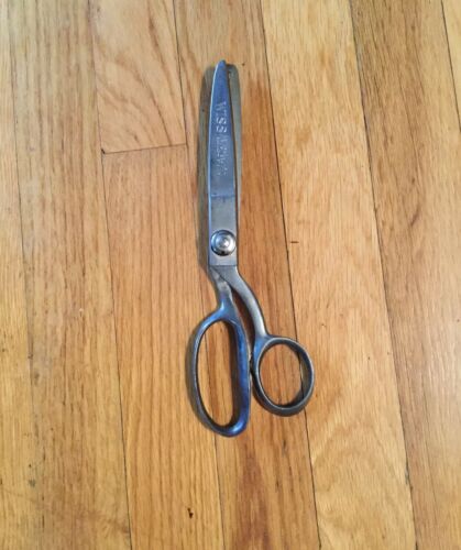 Vintage Wiss Pinking Shears 9”