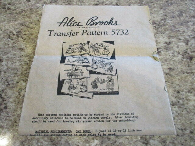 Vintage Alice Brooks Tranfer Pattern Embroidery Days of the Week #5732