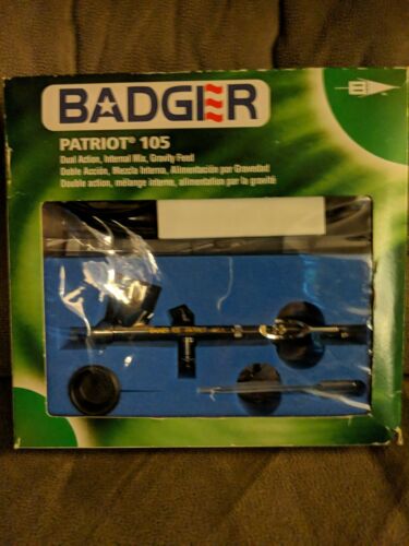 Badger Patriot 105 Dual Action Gravity Feed Airbrush 105-BWH. BRAND NEW IN BOX