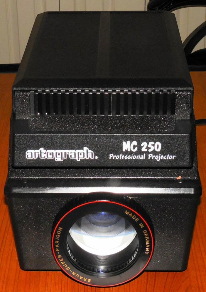 ARTOGRAPH MC 250 PROFESSIONAL PROJECTOR ~ EXCELLENT CONDITION IN BOX: GERMANY