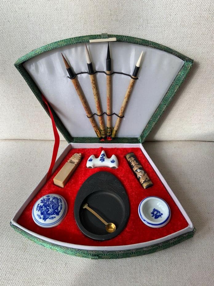 ASIAN SUMI CALLIGRAPHY ART SET FAN BOX WRITING 4 BRUSH EXCELLENT CONDITION