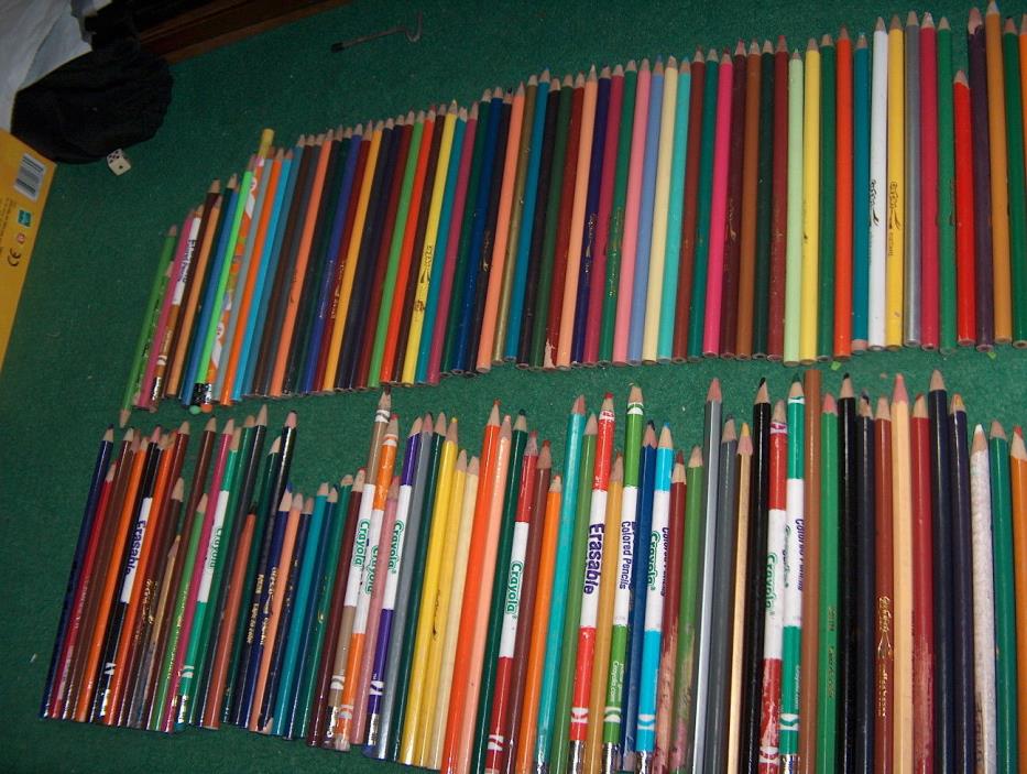 COLORED PENCILS LOT 150 ROSE  ART FINE TOUCH CRAYOLA  Eraseable C13