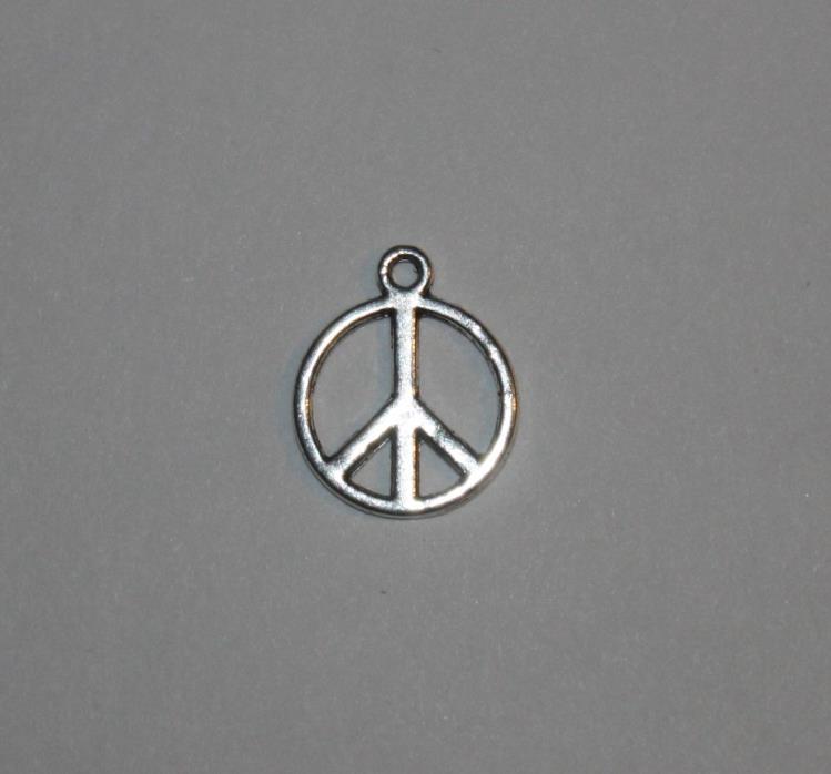 (35) SILVER PEACE CHARMS