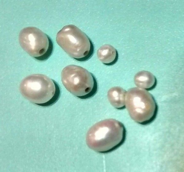 A lot of 9 Pearls