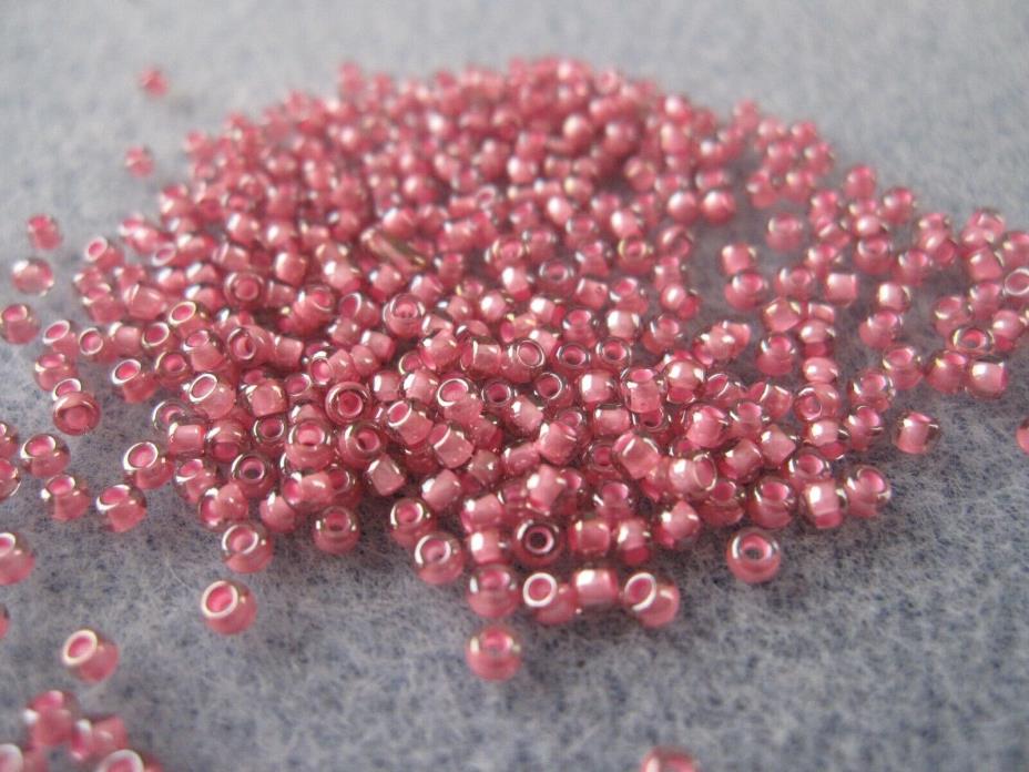 Toho Seed Beads 11/0 10g bag 959 Dark Pink Lined Topaz