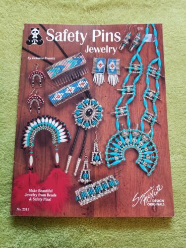 Safety Pins Jewelry Book by Delores Frantz Suzanne McNeill Design Originals 1992