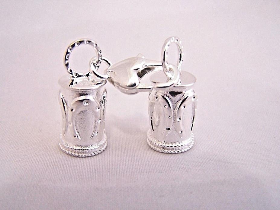 STUNNING STERLING SILVER HORSE SHOE DESIGN END CAPS WITH LOBSTER CLAW CLASP .925