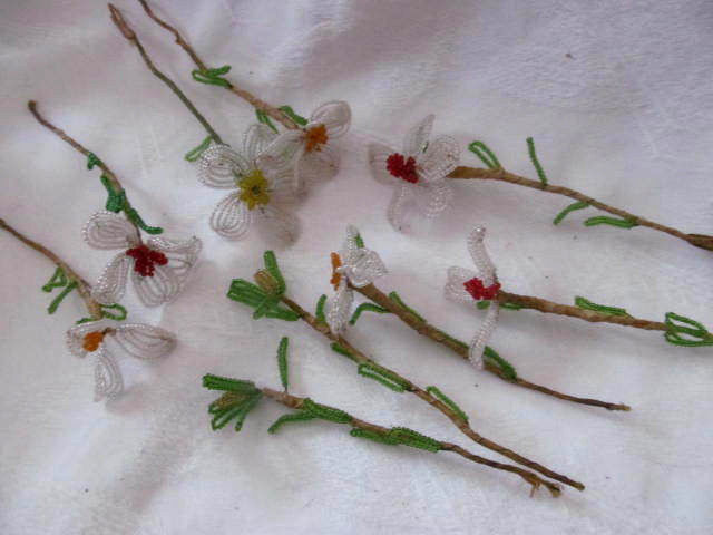Cottage Chic~Lot of 9 Vintage Handmade French Beaded Flowers~White Daisies w/Bud