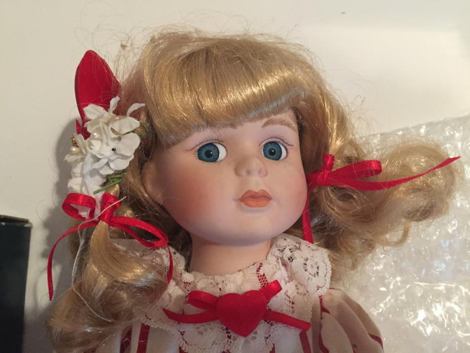Brinn's 1991 Sweetheart Collectors Edition In box Red Valentines Hearts