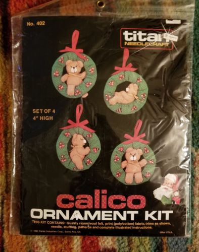 RARE Vintage 1984 Titan Calico Ornament Kit Set of 4 Teddy Bears on Wreaths #402