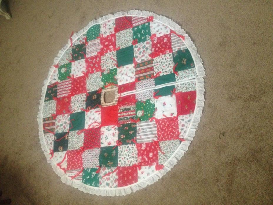 Lace Hand Made Quilted Christmas Table Runner Set Quilted Hand Made tree skirt
