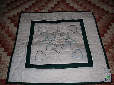 Amish Made Quilted Wallhanging Cross Stitch Heart Green Border on White 29 Inch