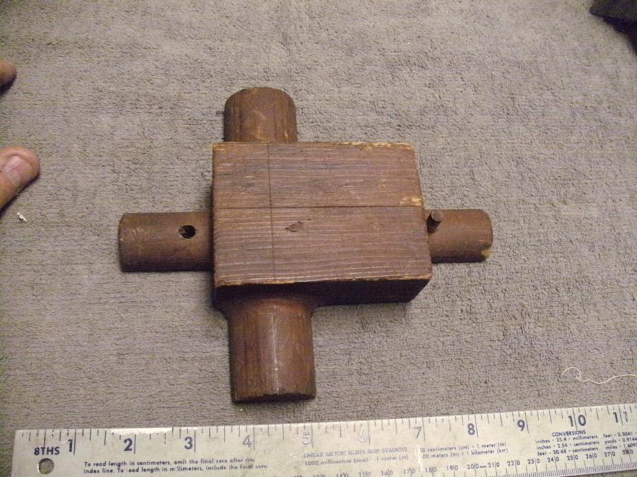 Unknown Wooden Wall Object? Have No ideal What This Is ?