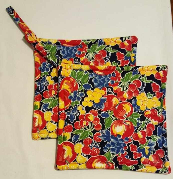 Hand Made Pot Holder Table Cloth Fabric Fruit Grapes Apples Berries - Set of 2