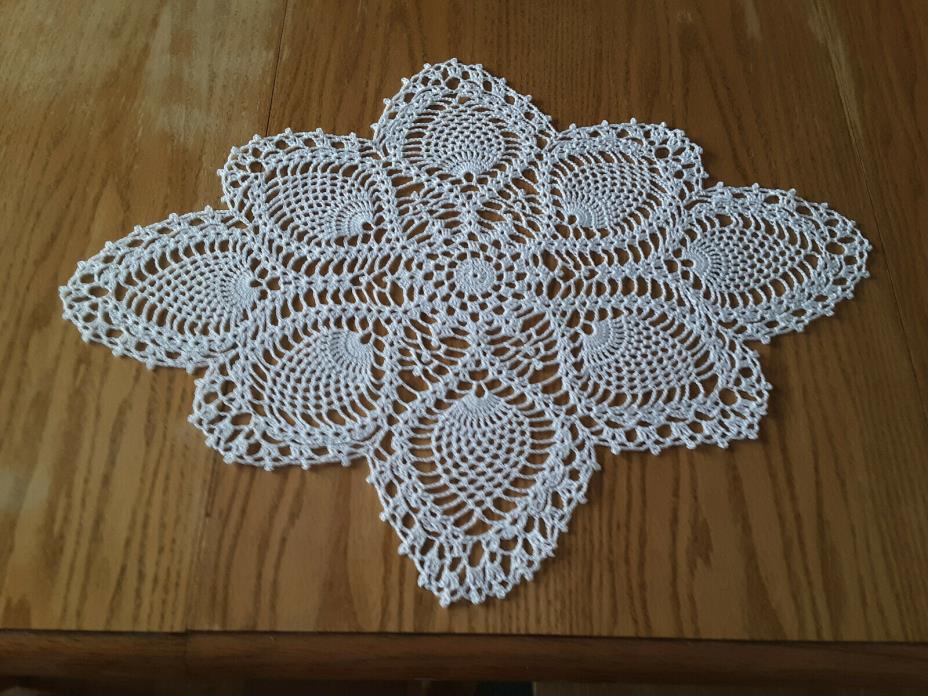 Handmade in NEVADA thread pineapple WHITE oval crocheted doily NEW