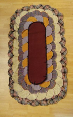 Antique Primitive Folk Art Hand Crafted Penny Rug