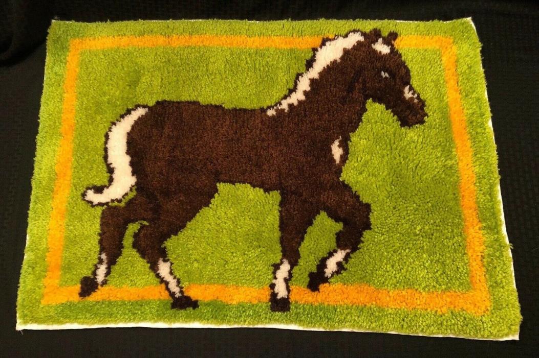 Handmade Completed Latch Hook Horse Rug Wall Hanging, 25x36